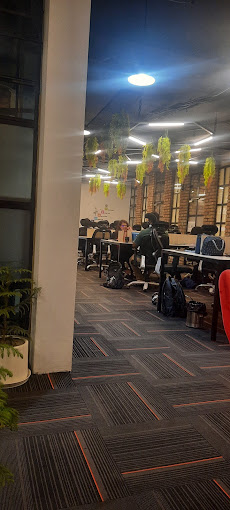 Coworking Space In DLF City Court BI623